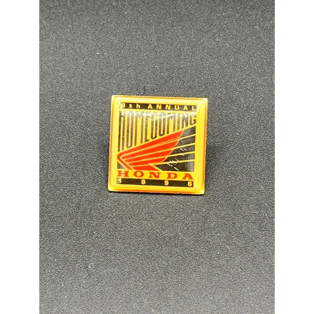Vintage 9th Annual Honda Homecoming 1996 Logo Pin Badge Jewelry Racing‎ Moto